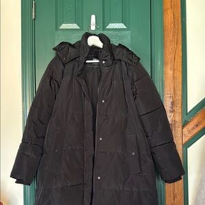 Women's Black Puffer Coat
